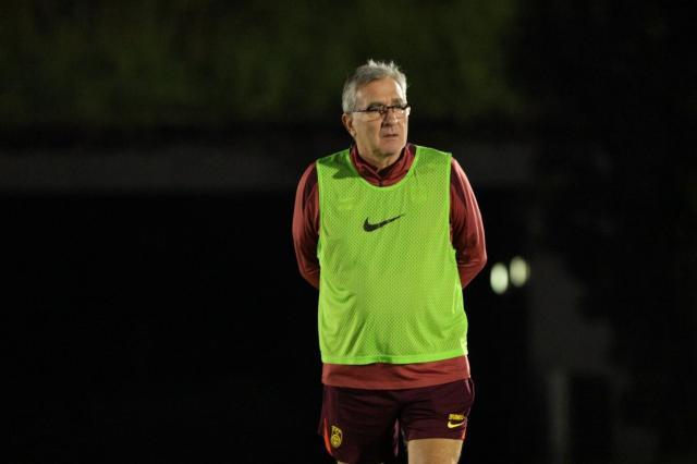 Speed racing-国足奏响东京战歌!伊万无惧日本刺探首发仍存悬念